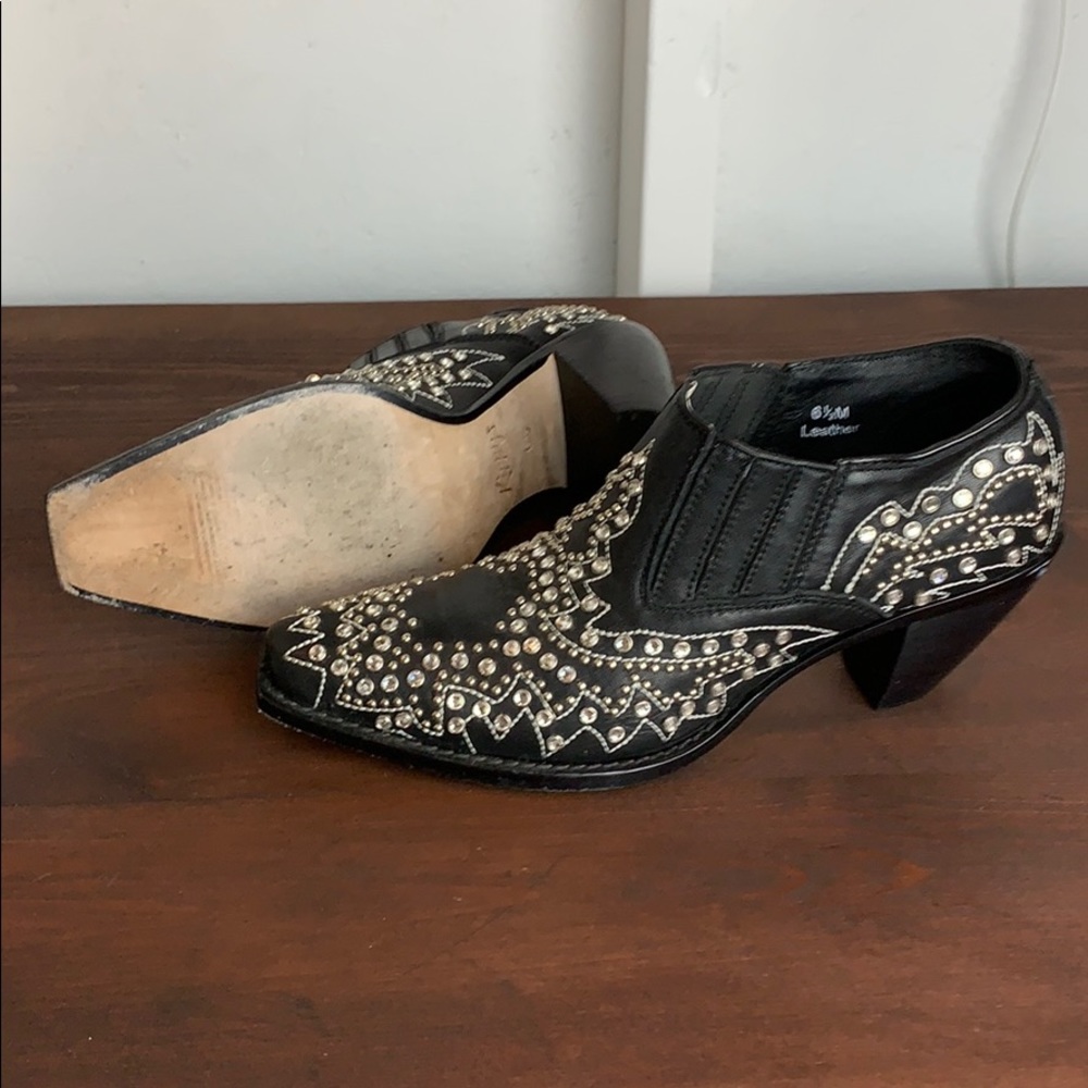 Kippys Booties - Picture 2 of 8